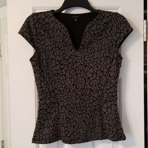Ann Taylor leopard top Sz XS
